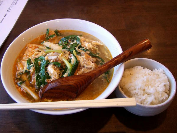 ニラ玉しおラーメン 800円 ＋ 半ライス 20円