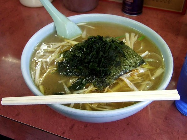 ネギ味噌ラーメン（普） 680円