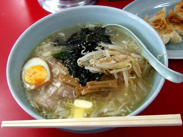 塩ラーメン（並） 530円 ＋ バター 100円