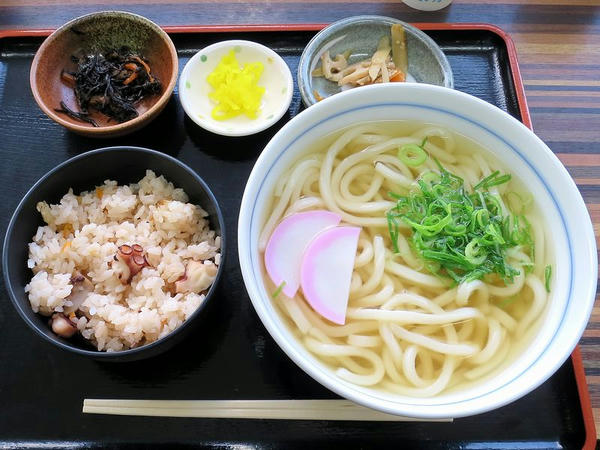 たこめしセット 840円