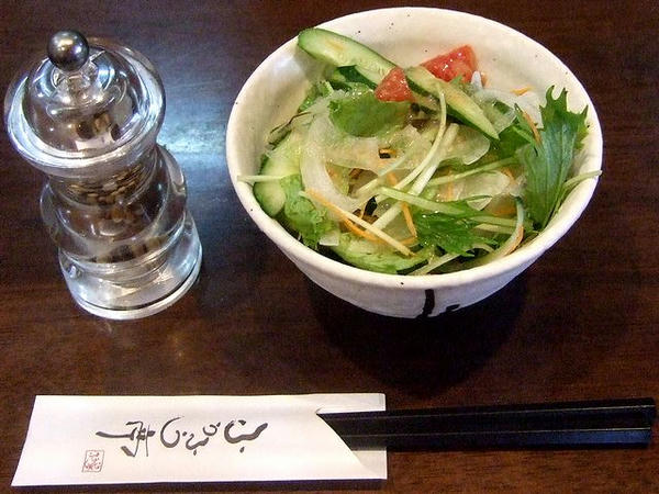 Ｂランチ（杏仁豆腐） 294円 のサラダ