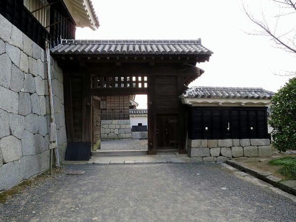 仕切門