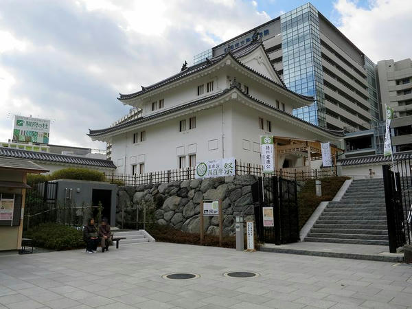 復元された坤櫓