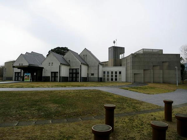 新城市設楽原歴史資料館