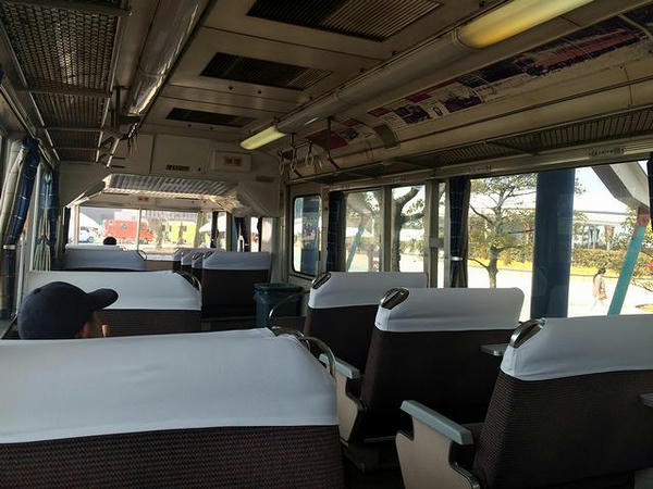 パノラマカーの車内