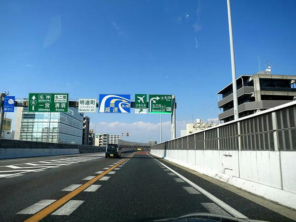 名古屋高速走行中