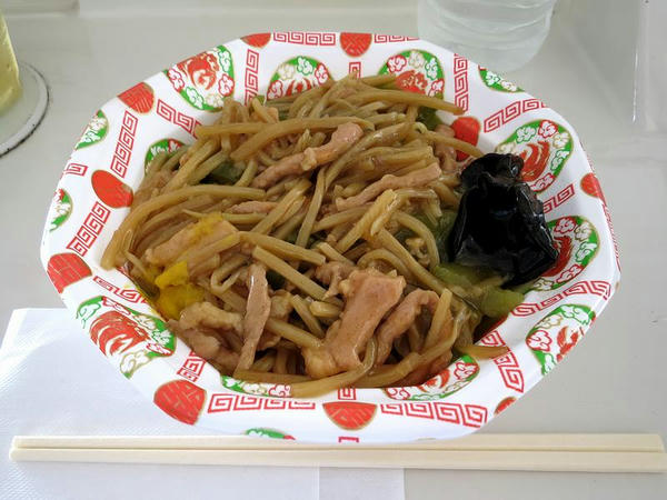 焼きそば 520円