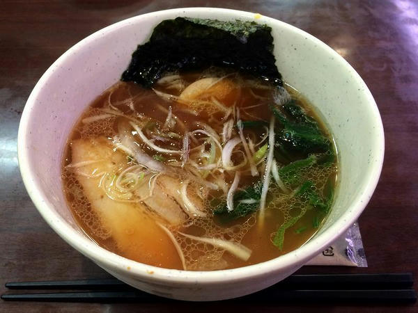 とんこつ醤油ラーメン【マー油入り】 302円