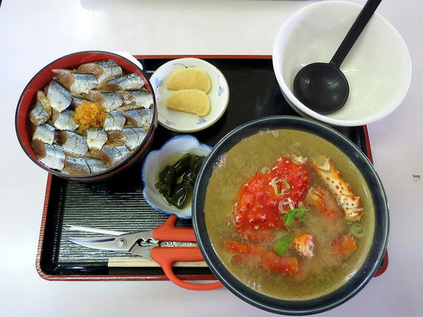 さんま丼セット 1600円