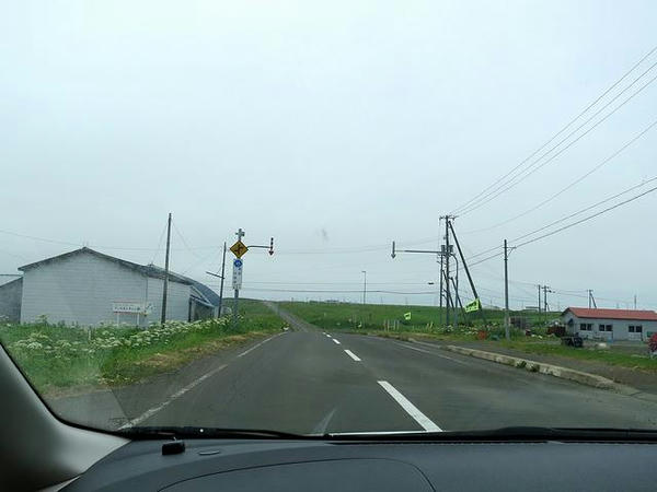 北海道道35号根室半島線を行く