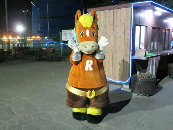 帯広競馬場のマスコット、リッキーさん
