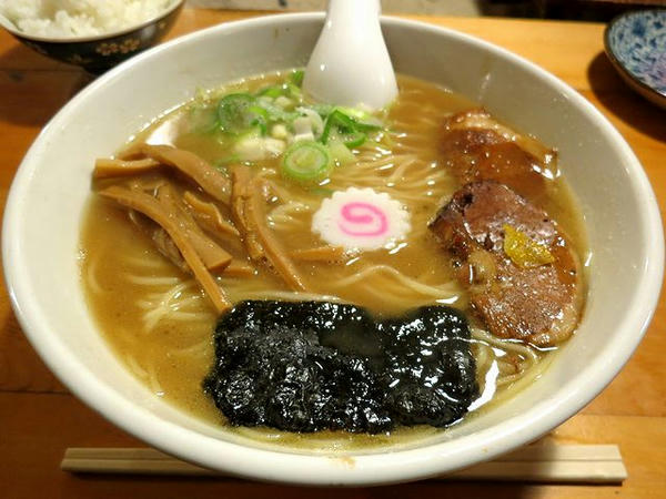ラーメン 730円
