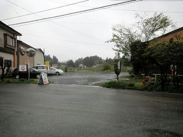クルマを停めた民間駐車場