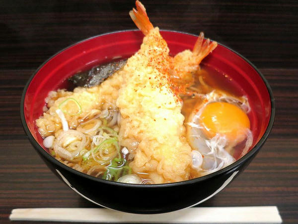 えび天そば 640円 ＋ 単品生たまご 60円