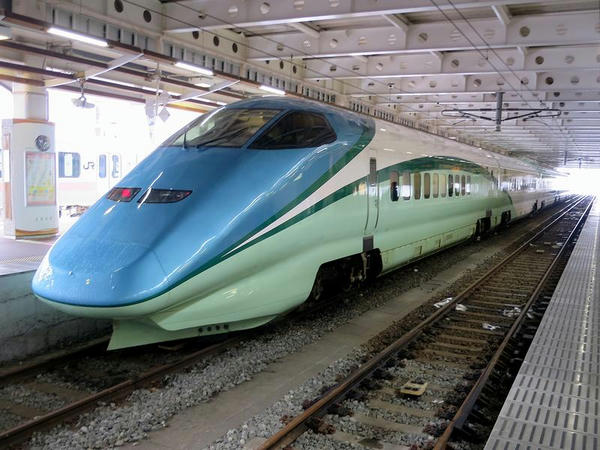 足湯列車のとれいゆ