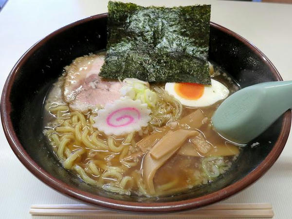 名代にぼし正油らーめん 750円