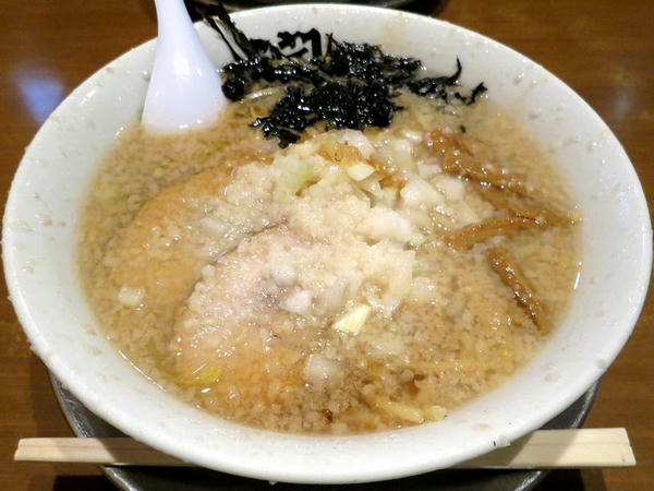 中華そば（中油） 700円