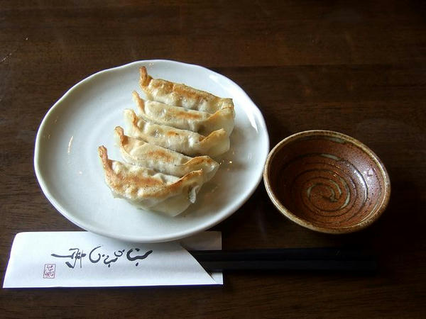 一口餃子（焼き） 158円