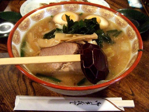 右京完熟味噌らーめん 995円