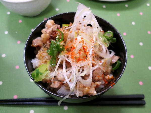 きざみチャーシュー丼（中） 300円