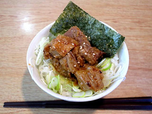 中華そばランチ（Cセット） 900円 の旨辛小豚飯ミニ
