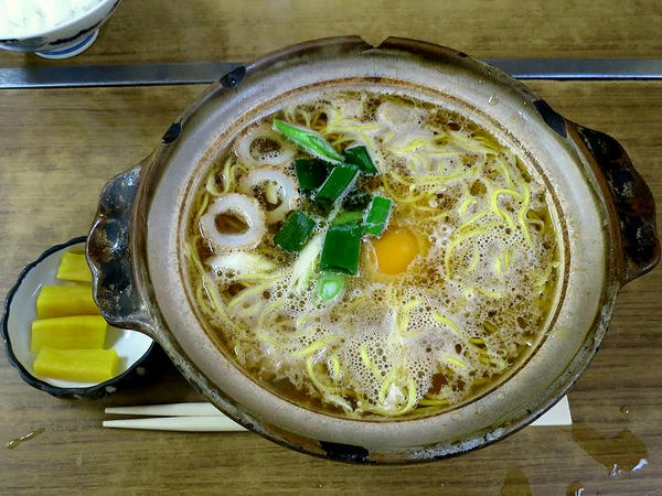 なべ焼ラーメン（普） 550円（と、写真には写っていないけど ＋ ごはん（小） 110円）