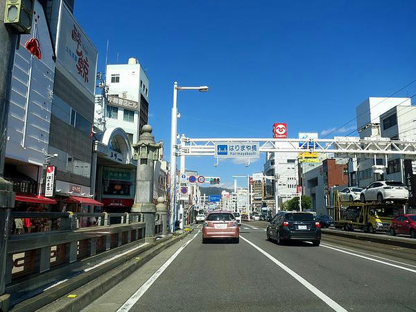 高知市内（はりまや橋）走行中