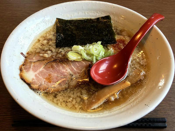 背油煮干しらーめん 800円