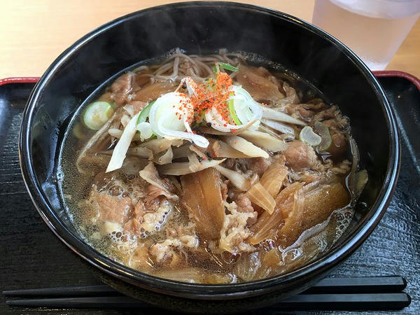 肉ごぼうそば 750円