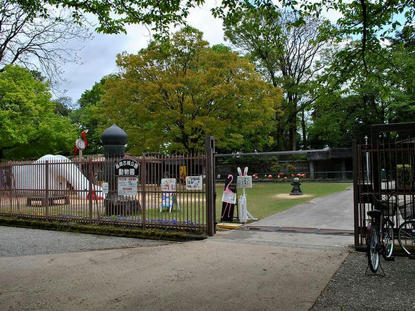 明丸にある高岡古城公園動物園