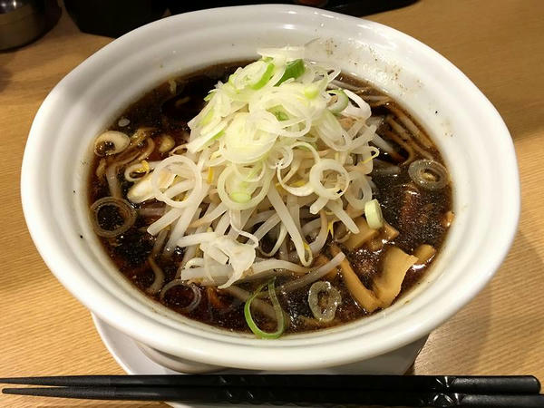 魚介黒醤油ラーメン 750円 ＋ 味付煮たまご 100円 ＋ BESTもやし 100円