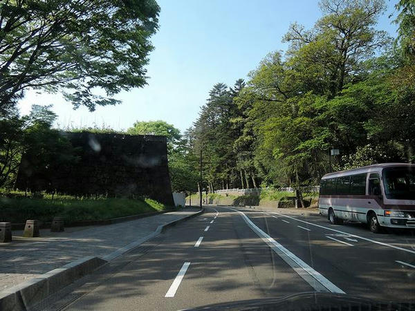 金沢城付近走行中