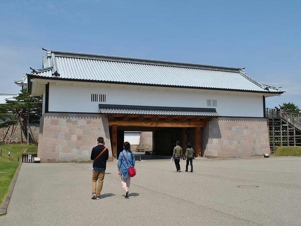 河北門二の門（裏側から）