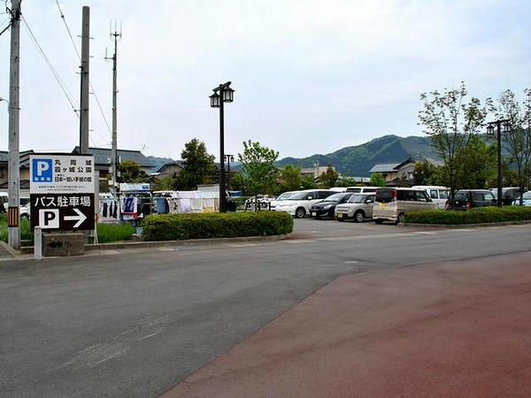 丸岡城他の駐車場