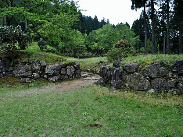 中の御殿南門跡