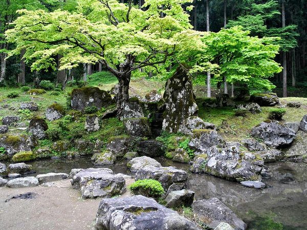 諏訪館跡庭園