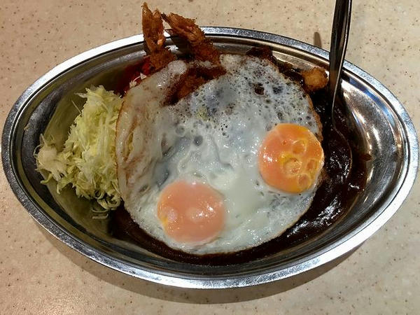 夕食にいただいたカレー