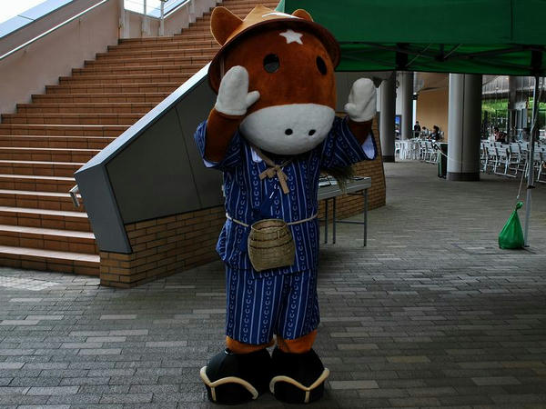 新潟競馬場仕様？のターフィーさん