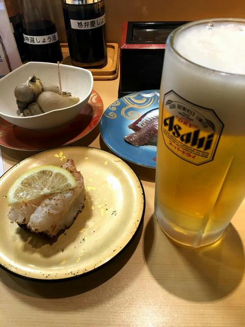 回転寿司店にて祝勝会