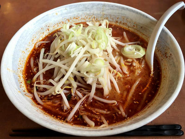 ランチタイム限定おすすめセット（辛みそらーめんLに変更） 1050円 の辛みそらーめん