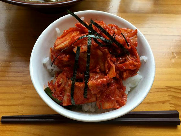 豚キムチ丼 300円