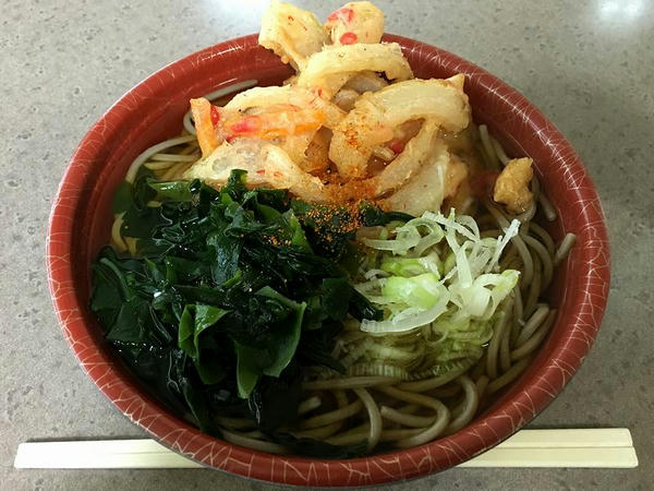天ぷらそば 440円