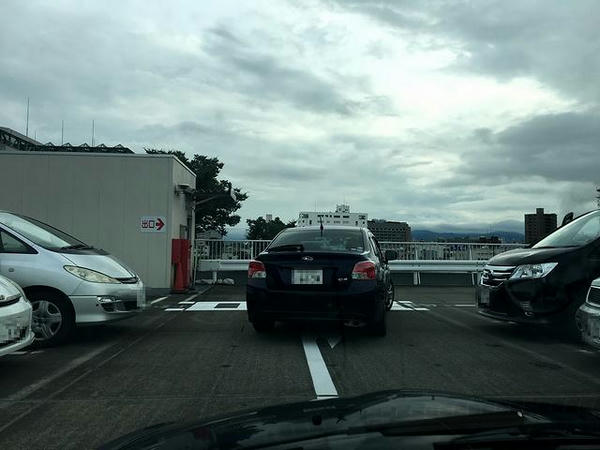 第1駐車場屋上からの撤退！