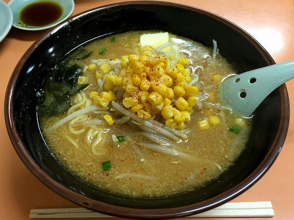 みそバターコーンラーメン 750円