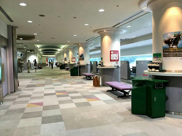 3階コンコース