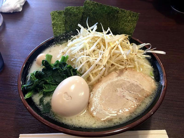 塩ネギラーメン 850円 ＋ 半熟味付玉子 100円