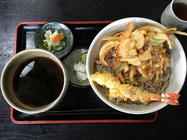 大ひたしそば 1050円 