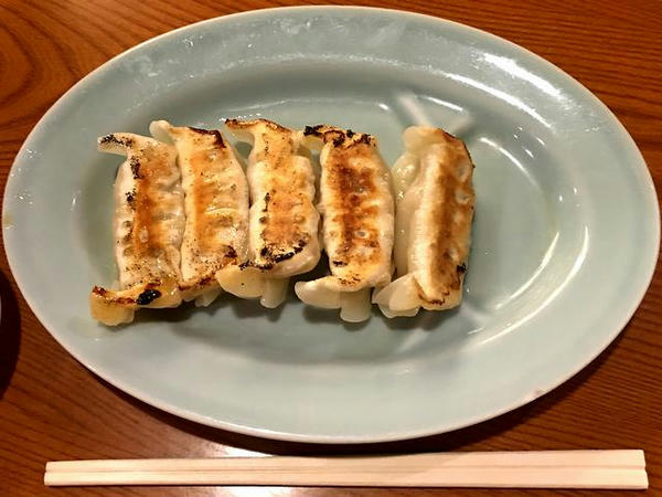 餃子 300円＋税