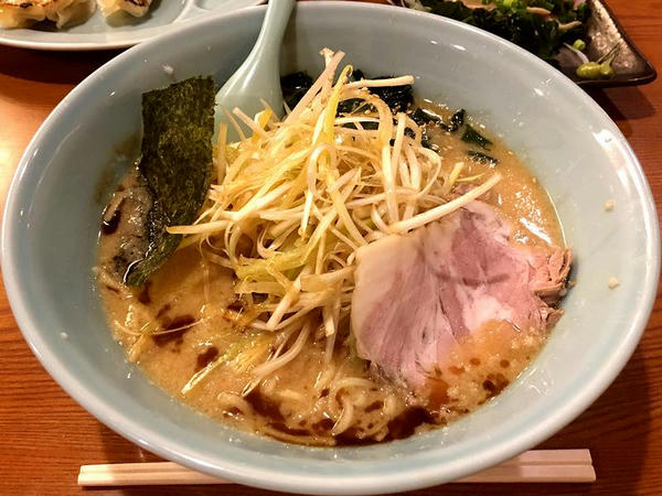 ねぎ味噌らぁめん（中盛） 900円＋税