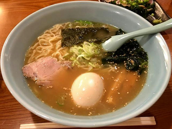 あっさり味玉らぁめん 700円＋税